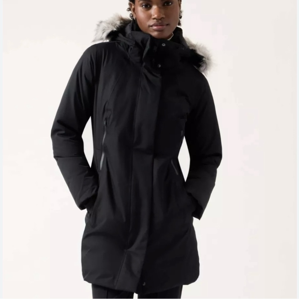 Athleta Rainout Outbound Parka-Size Large- New Without Tag